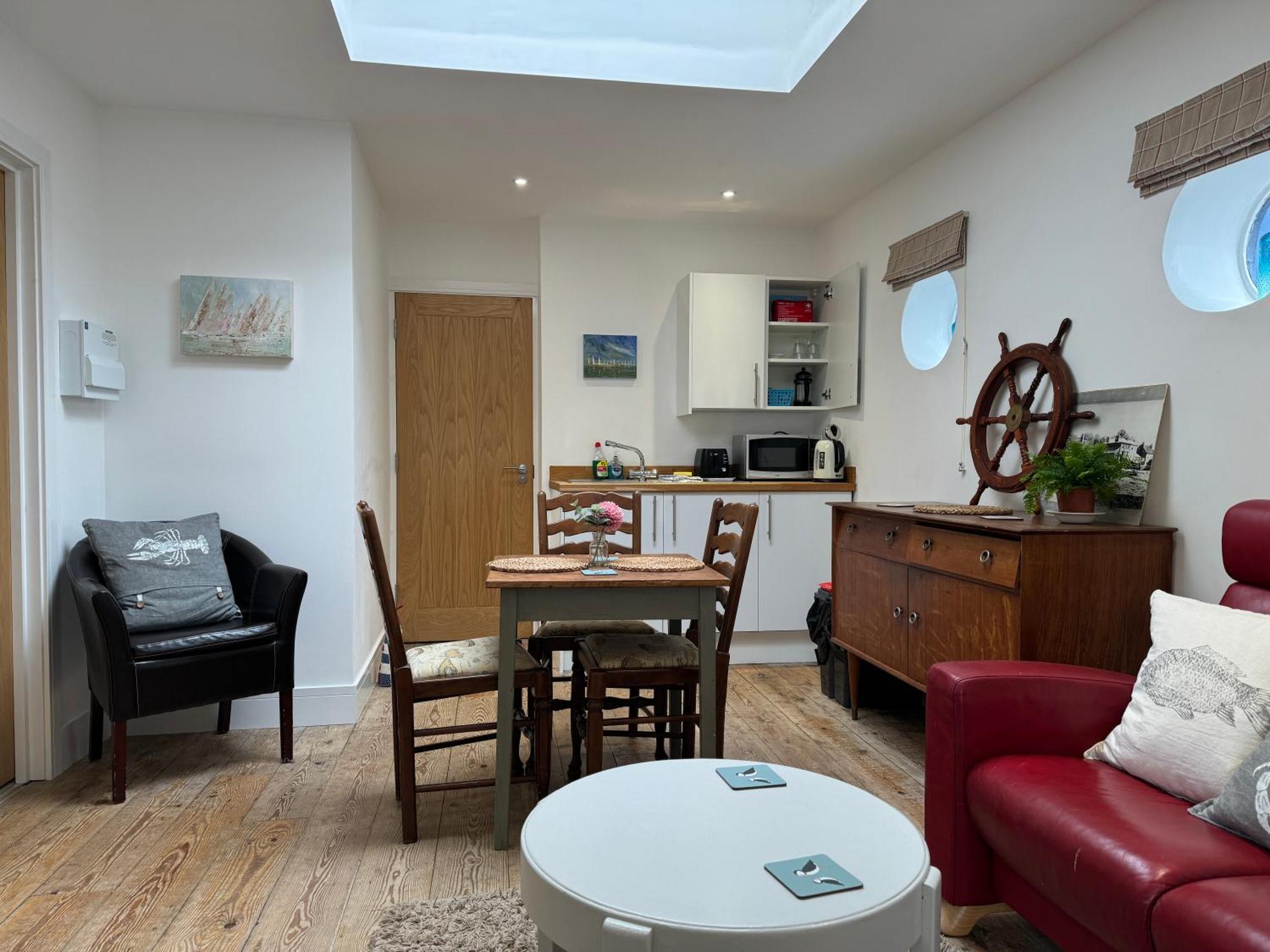 The Pilot Boat Inn, Isle Of Wight 本布里奇 外观 照片