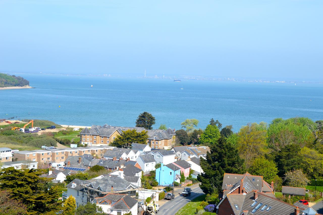 The Pilot Boat Inn, Isle Of Wight 本布里奇 外观 照片